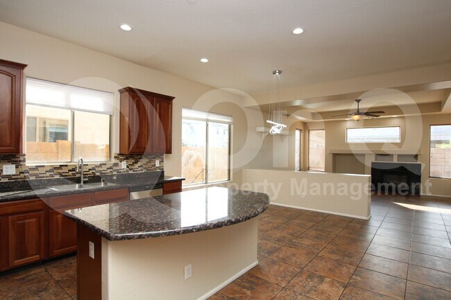 4226 E Buckboard Rd Gilbert, AZ 85297 photo 2