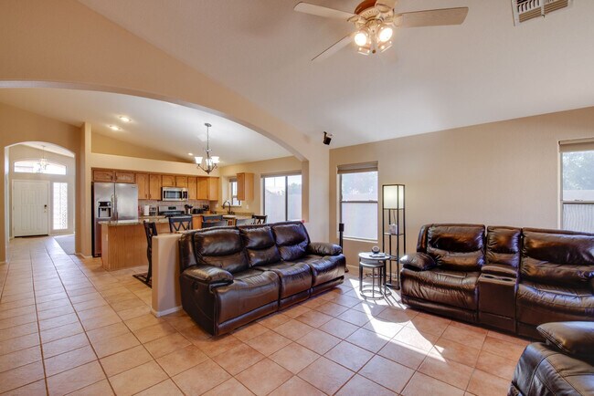 3830 E Thornton Ave Gilbert, AZ 85297 photo 3