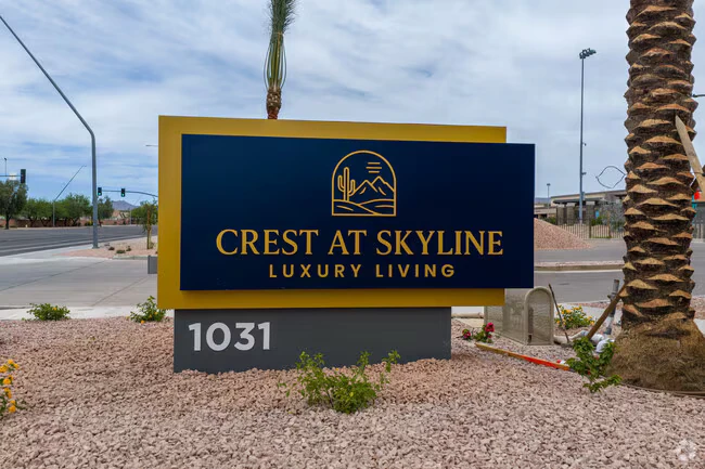 The Crest at Skyline photo 2