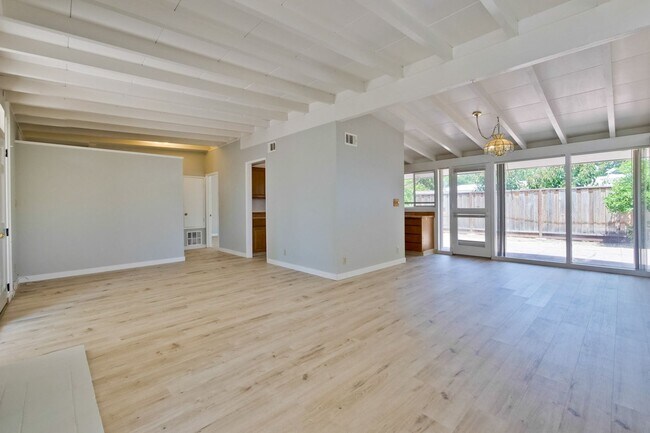 3049 Harding Ave Santa Clara, CA 95051 photo 3