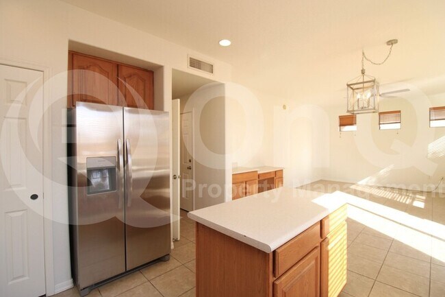 809 E Sheffield Ave Chandler, AZ 85225 photo 3