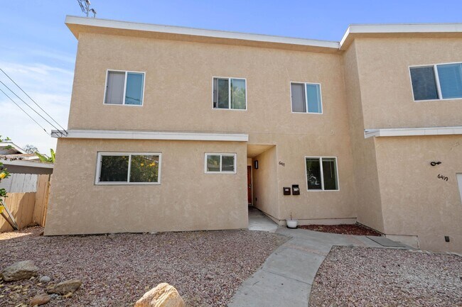 6417 Shane Pl San Diego, CA 92115 photo 3