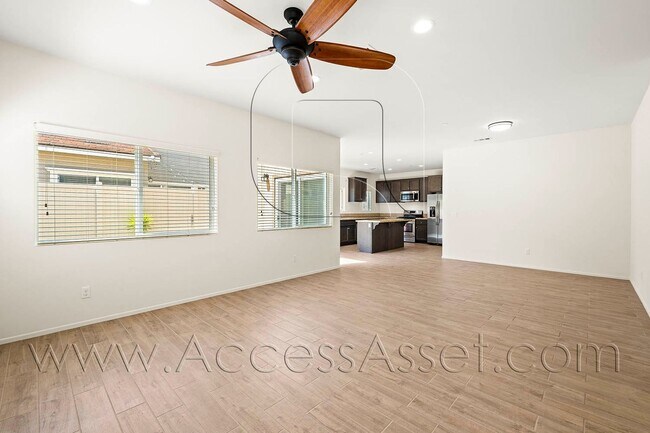 258 Oberlander Way Fallbrook, CA 92028 photo 4