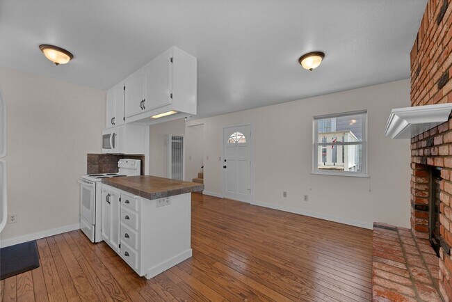 3506 28th St San Diego, CA 92104 photo 4