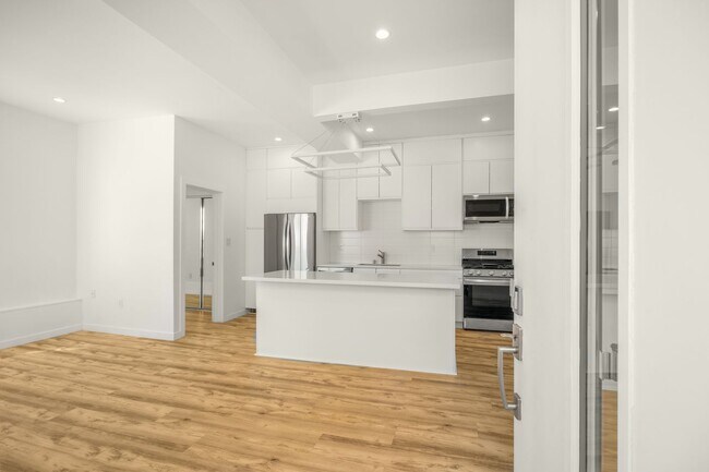3049-3051-3051 Clement St San Francisco, CA 94121 photo 2