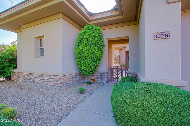 30946 N 74th Way Scottsdale, AZ 85266 photo 4