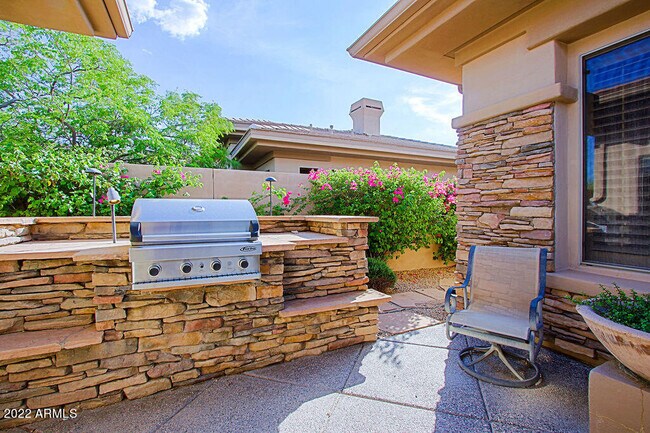 30946 N 74th Way Scottsdale, AZ 85266 photo 5