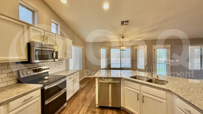 23803 Bridle Wy Florence, AZ 85132 photo 3