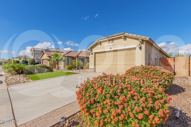 9644 W Fallen Leaf Ln Peoria, AZ 85383 photo 2