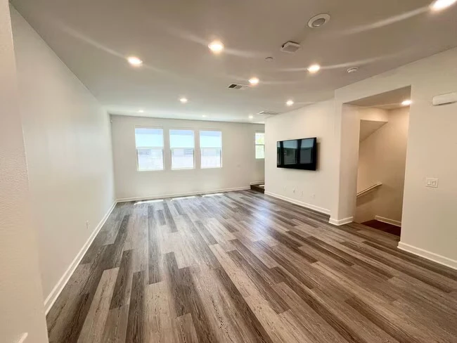 16755 Coyote Bush Dr San Diego, CA 92127 photo 3