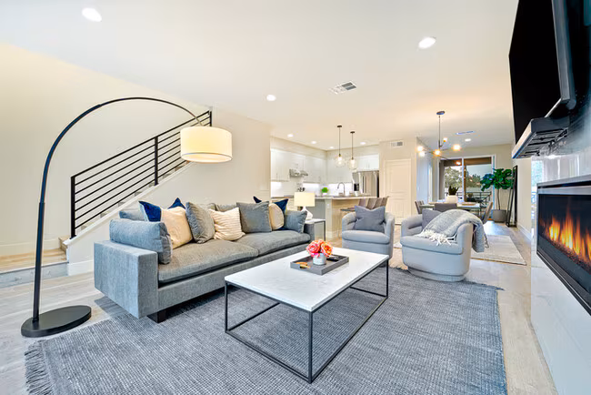 343 Oak Ave Carlsbad, CA 92008