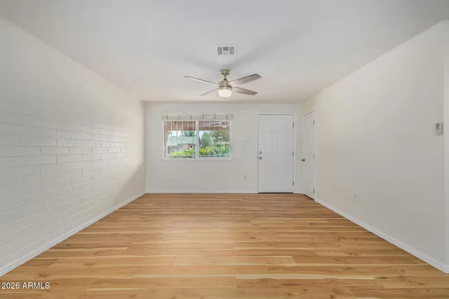 3234 E Friess Dr Phoenix, AZ 85032 photo 4