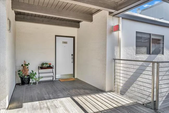 7 Embarcadero West Oakland, CA 94607 photo 2