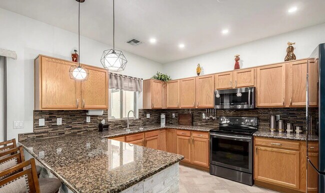 2721 E Schiliro Cir Phoenix, AZ 85032 photo 5