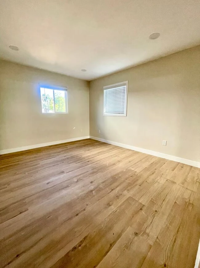 8862 Golf Dr Spring Valley, CA 91977 photo 3