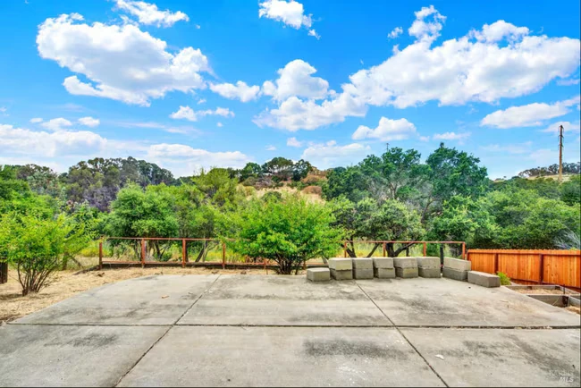 143 Creekview Dr Vallejo, CA 94591 photo 5