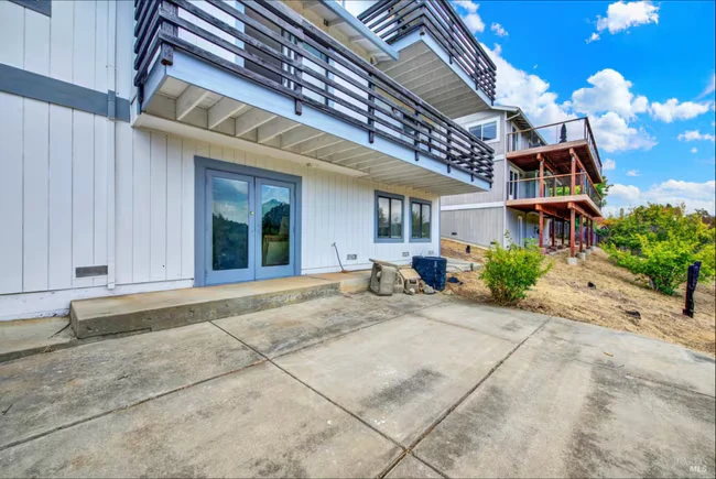 143 Creekview Dr Vallejo, CA 94591 photo 3