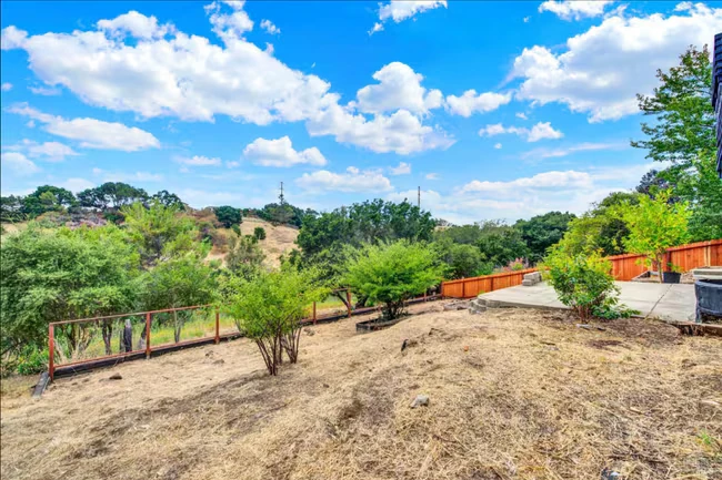 143 Creekview Dr Vallejo, CA 94591 photo 2