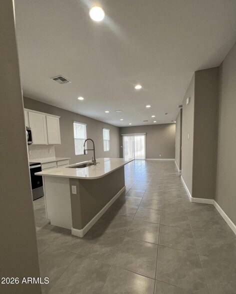 24068 W Whyman Ave Buckeye, AZ 85326 photo 3