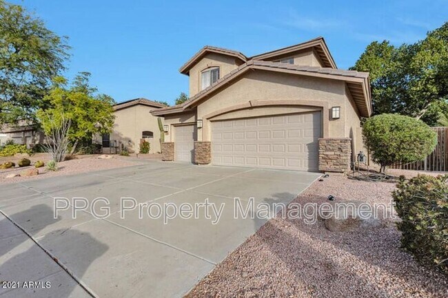 6132 W Morrow Dr Glendale, AZ 85308 photo 2