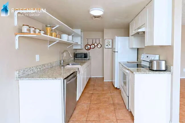 860 E Brown Rd Mesa, AZ 85203 photo 4