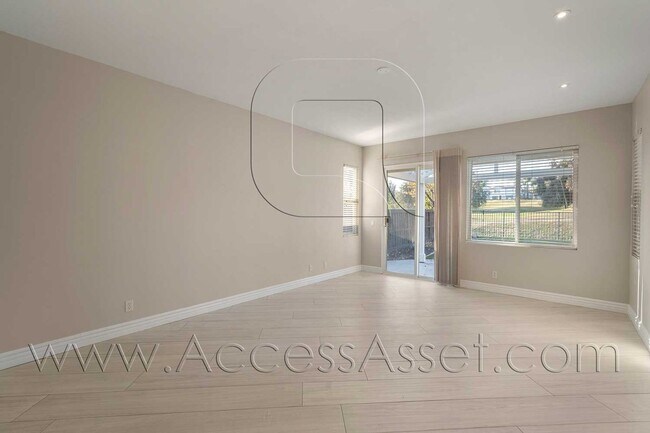 30986 Crystalaire Dr Temecula, CA 92591 photo 4