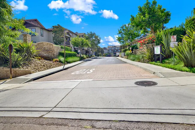 16915 Hutchins Landing San Diego, CA 92127 photo 2