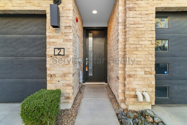 6850 E McDowell Rd Scottsdale, AZ 85257 photo 2