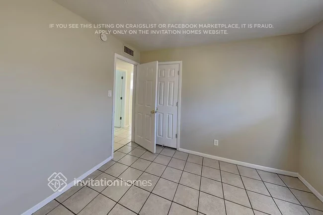 4422 S Park Dr Tempe, AZ 85282 photo 4