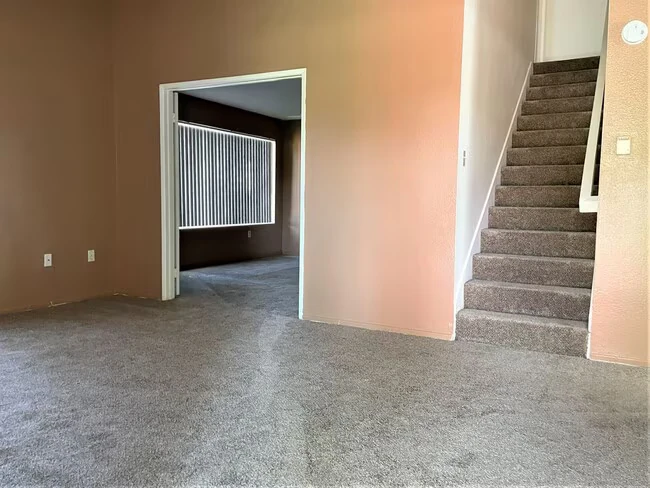 10847 Carbet Pl San Diego, CA 92124 photo 3