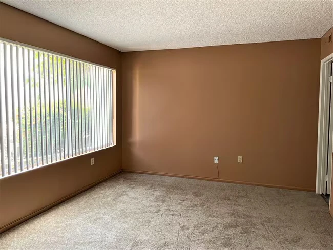 10847 Carbet Pl San Diego, CA 92124 photo 5