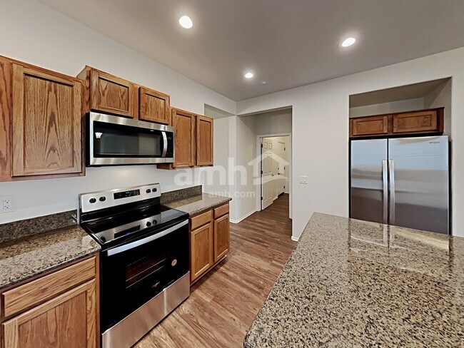 1232 W Desert Hollow Dr San Tan Valley, AZ 85143 photo 3