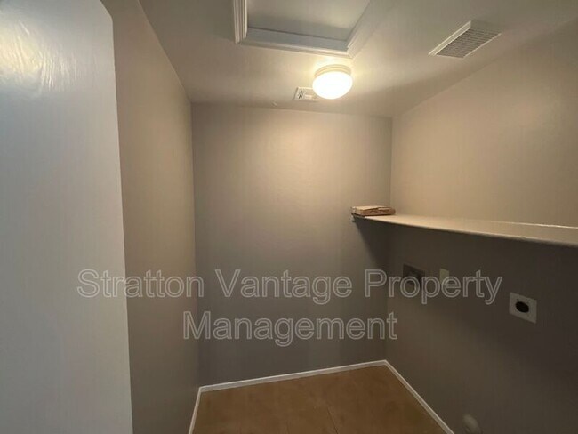 1802 S 120th Ln Avondale, AZ 85323 photo 5