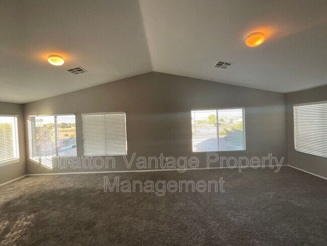 1802 S 120th Ln Avondale, AZ 85323 photo 4