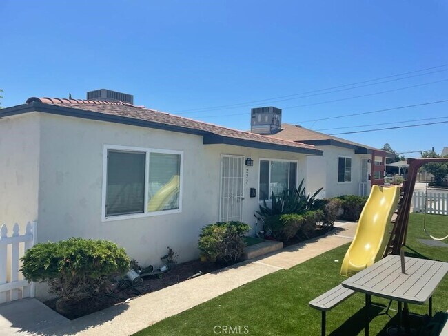 229 S 36th St San Diego, CA 92113