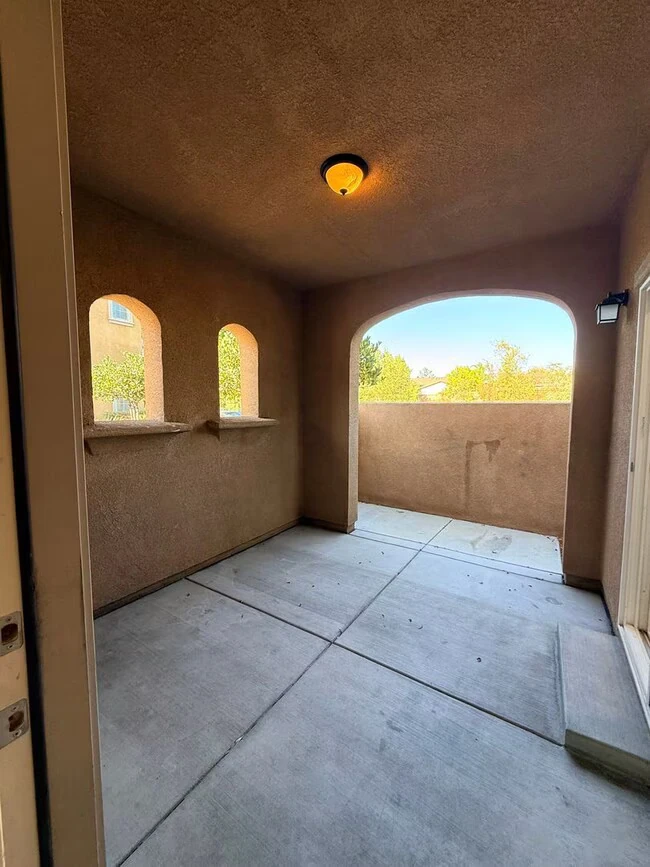37350 Paseo Tulipa Murrieta, CA 92563 photo 2