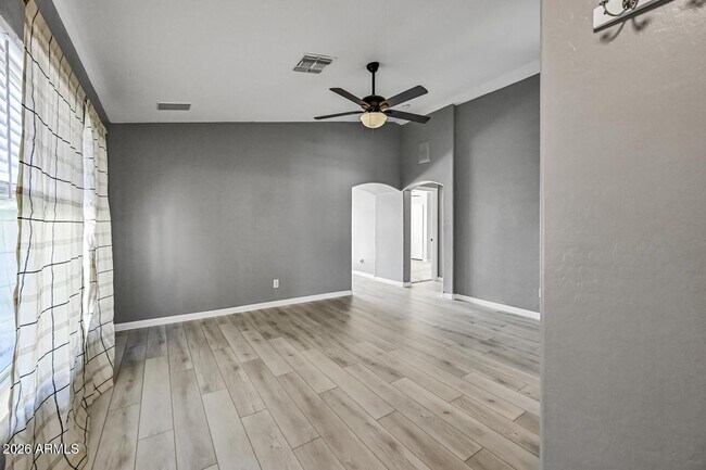 12021 W Columbine Dr El Mirage, AZ 85335 photo 3