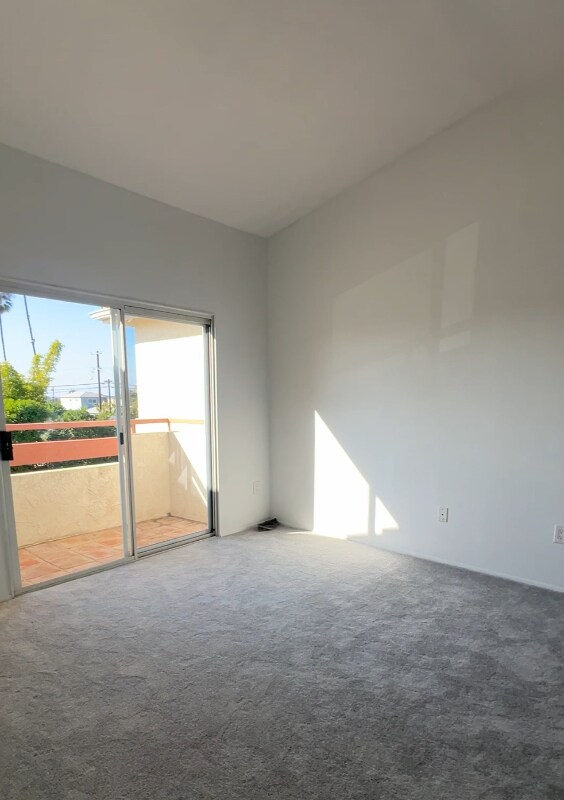450 Stoney Point Way Oceanside, CA 92058