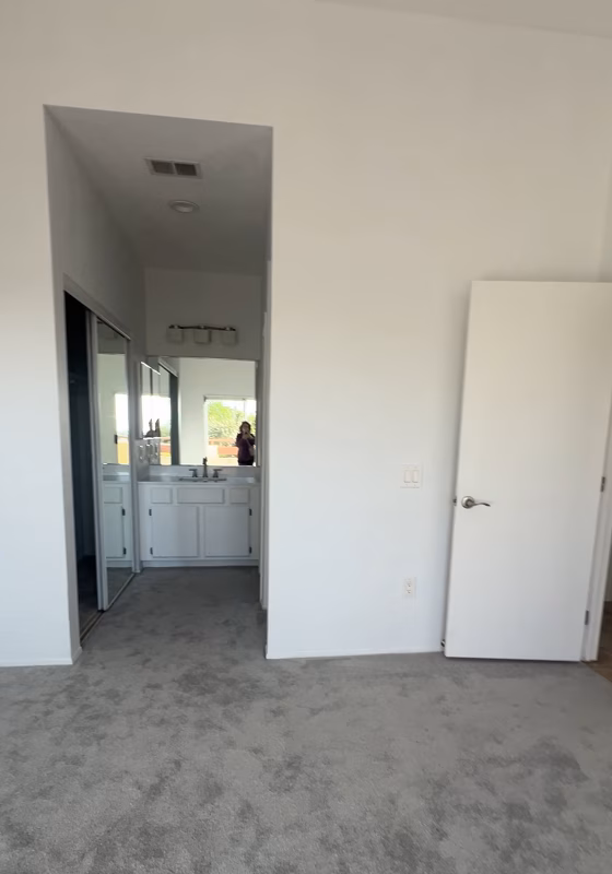 450 Stoney Point Way Oceanside, CA 92058 photo 3