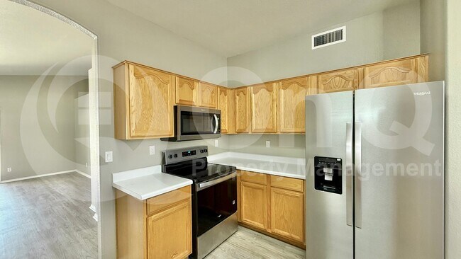 465 N Windsor Mesa, AZ 85213 photo 3