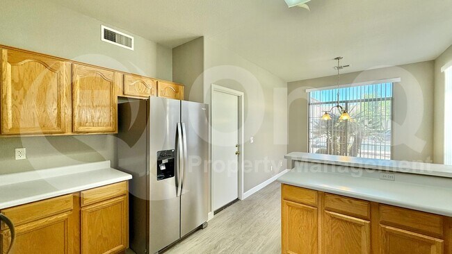465 N Windsor Mesa, AZ 85213 photo 4