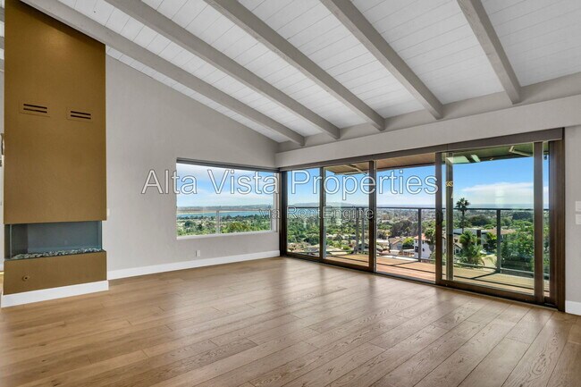 2383 La Marque St San Diego, CA 92109 photo 3