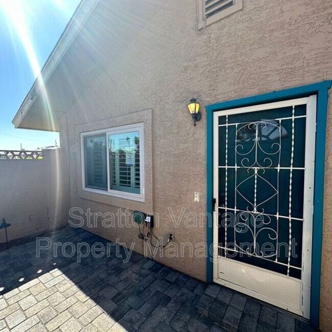 1310 S Pima St Mesa, AZ 85210 photo 2