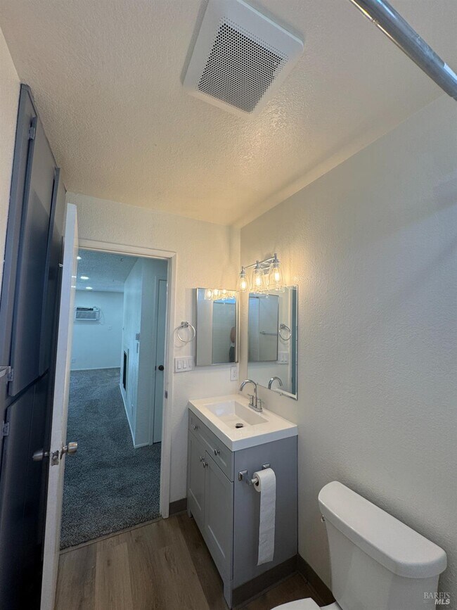 118 Yorkshire Ct Vallejo, CA 94591 photo 4