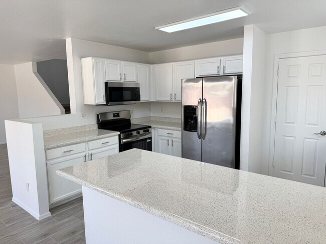 8464 W Forest Grove Ave Tolleson, AZ 85353 photo 2