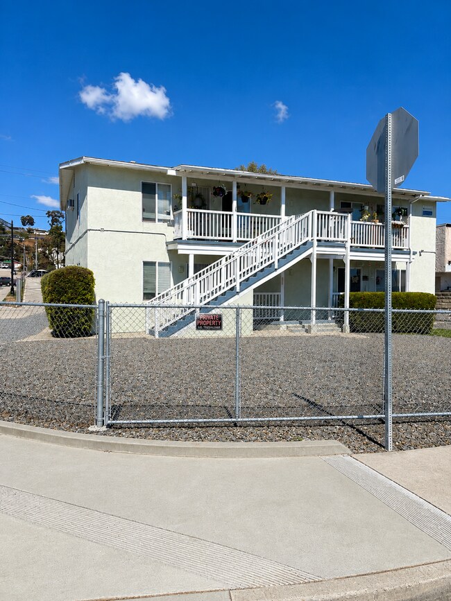 396-396 Millar Ave El Cajon, CA 92020 photo 5