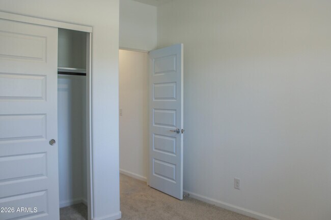 9833 W Monterey Way Phoenix, AZ 85037 photo 5