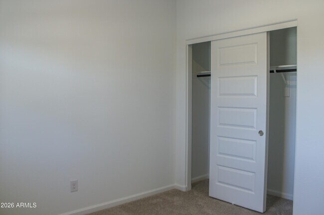9833 W Monterey Way Phoenix, AZ 85037 photo 4