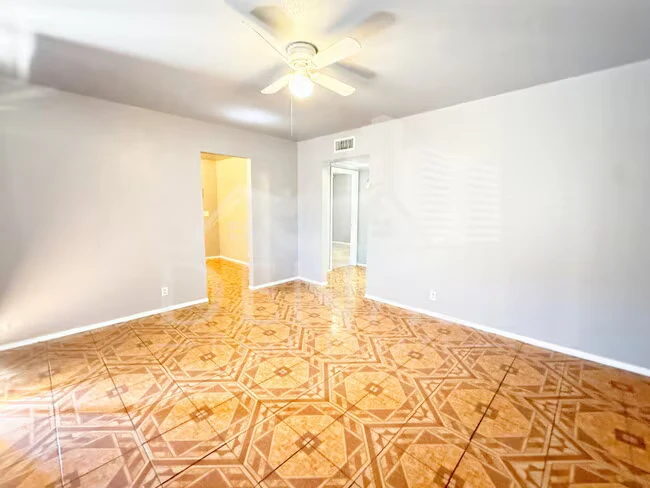 624 E Marilyn Ave Mesa, AZ 85204 photo 4