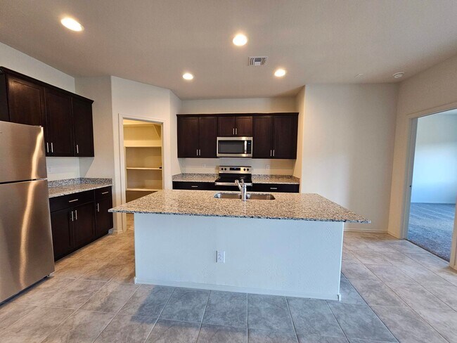 18206 N Presley Ln Maricopa, AZ 85138 photo 3